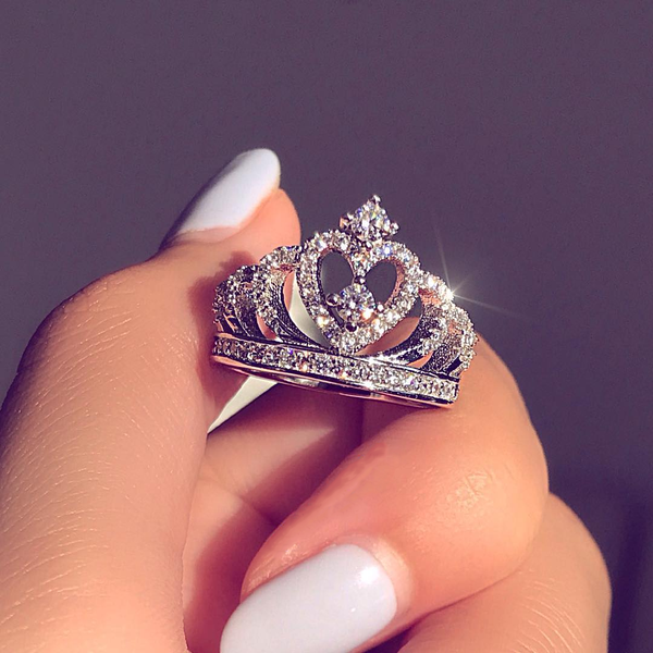 Heart Crown Diamond Ring