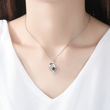 Load image into Gallery viewer, Customized Photo Projection Heart Necklace