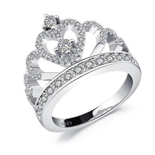 Load image into Gallery viewer, Heart Crown Diamond Ring